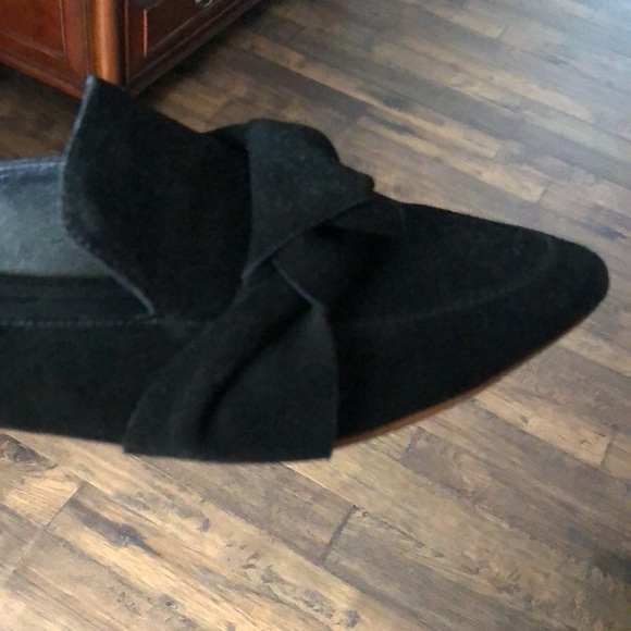 Kaanas Black Suede Slides - size 7 - Picture 2 of 5